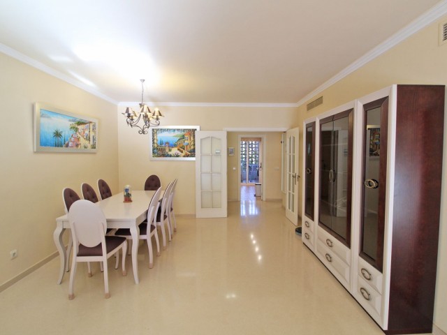 Appartement avec 2 Chambres  à Puerto Banús
