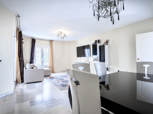 2 Schlafzimmer Apartment in Nueva Andalucía