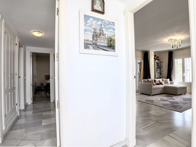 2 Schlafzimmer Apartment in Nueva Andalucía