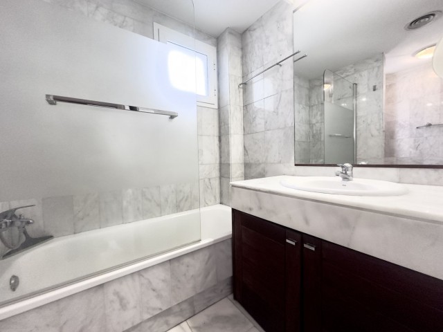 2 Schlafzimmer Apartment in Nueva Andalucía