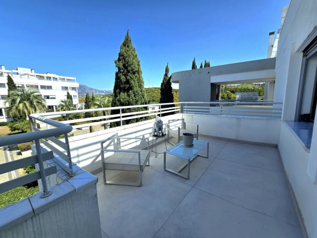 Apartamento con 2 Dormitorios  en La Cala de Mijas