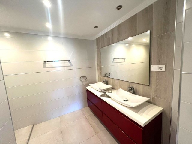 Apartamento con 4 Dormitorios  en Carib Playa