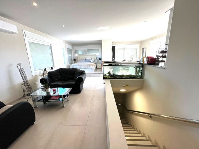 Apartamento con 4 Dormitorios  en Carib Playa