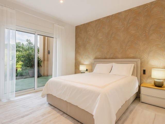 4 Schlafzimmer Apartment in Nueva Andalucía