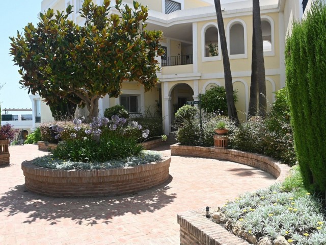 2 Schlafzimmer Apartment in Nueva Andalucía