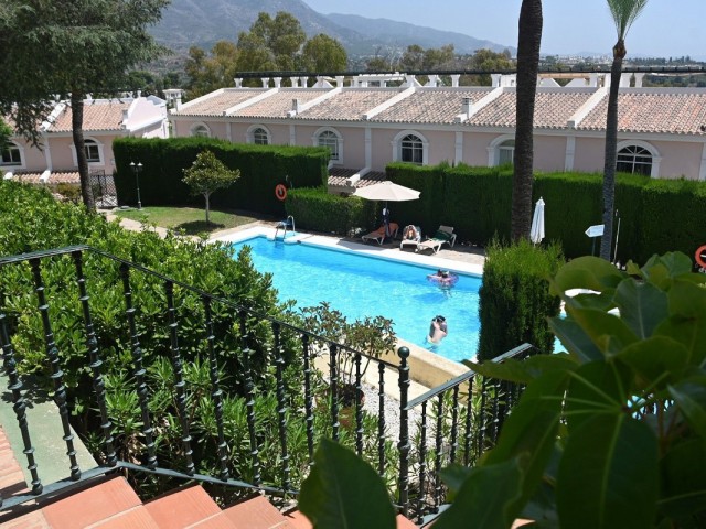 2 Schlafzimmer Apartment in Nueva Andalucía