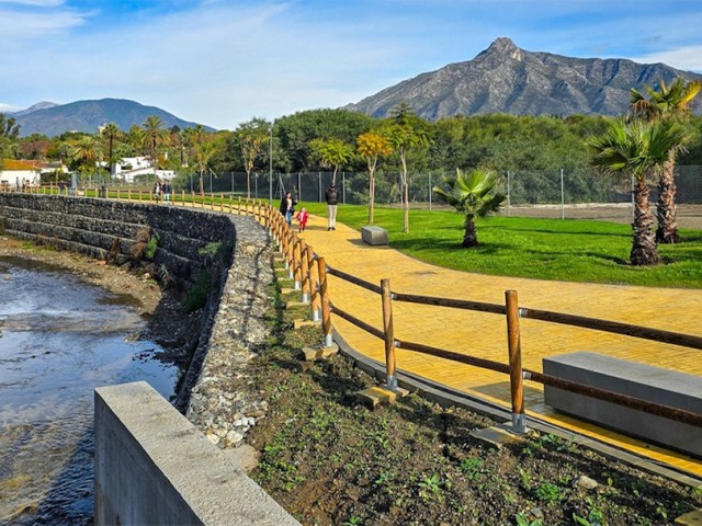 2 Schlafzimmer Apartment in Nueva Andalucía