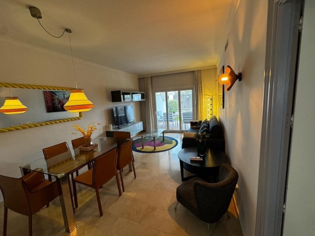 2 Schlafzimmer Apartment in Nueva Andalucía