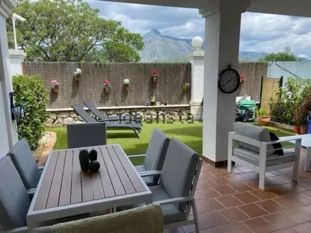 2 Schlafzimmer Apartment in Nueva Andalucía