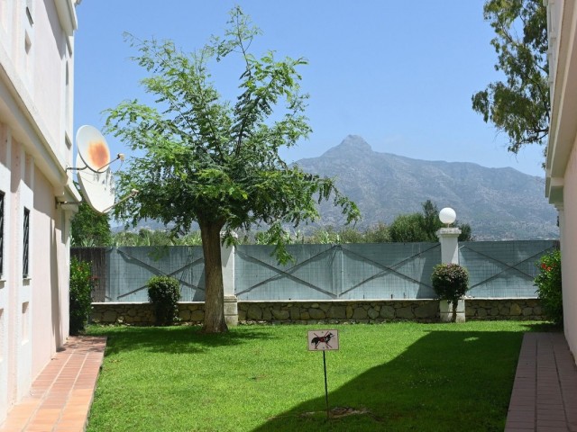 2 Schlafzimmer Apartment in Nueva Andalucía