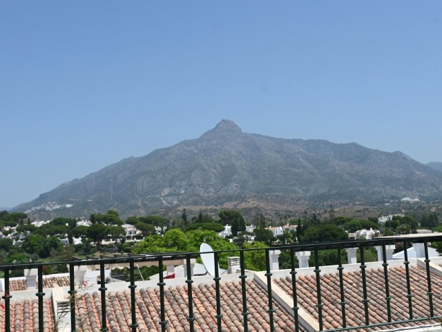 2 Schlafzimmer Apartment in Nueva Andalucía