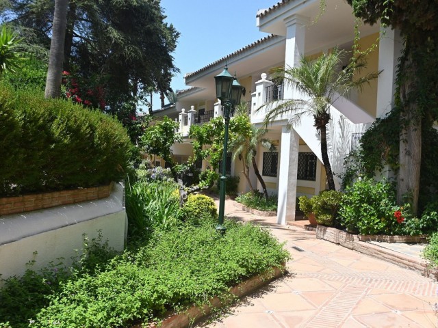 2 Schlafzimmer Apartment in Nueva Andalucía