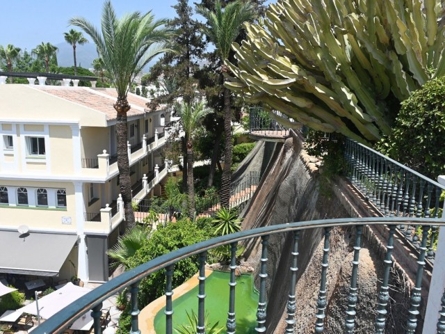 2 Schlafzimmer Apartment in Nueva Andalucía