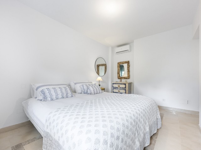 4 Bedrooms Villa in Sotogrande Alto