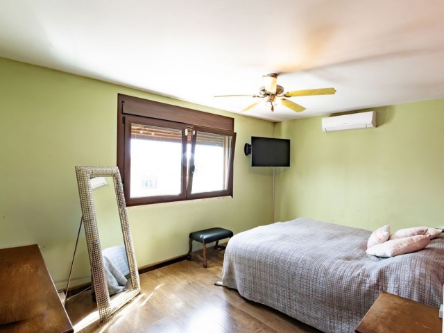 4 Schlafzimmer Villa in Benalmadena Pueblo