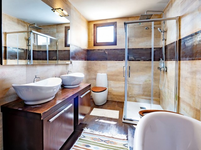 4 Schlafzimmer Villa in Benalmadena Pueblo