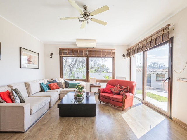 4 Schlafzimmer Villa in Benalmadena Pueblo