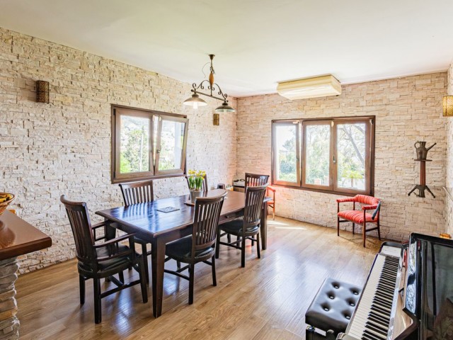 4 Schlafzimmer Villa in Benalmadena Pueblo