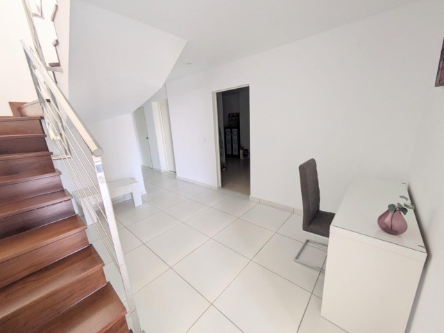 Villa con 4 Dormitorios  en Torremuelle