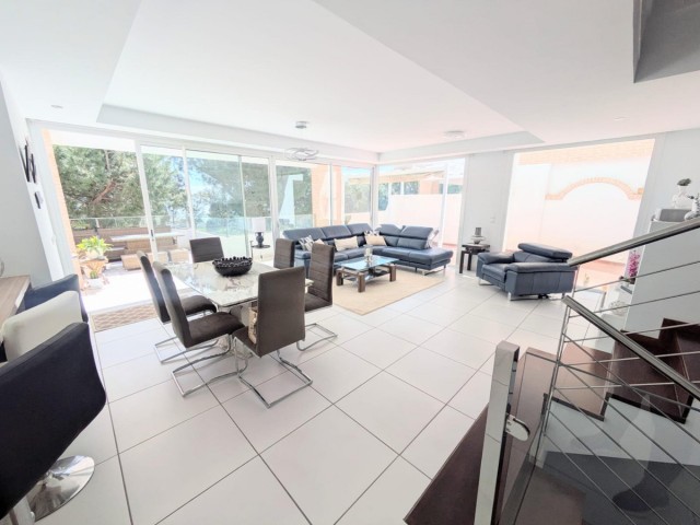 4 Makuuhuoneen Huvila Torremuelle