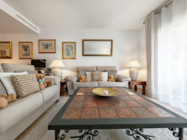2 Bedrooms Apartment in Marbella