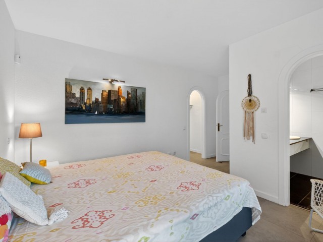 2 Bedrooms Townhouse in Artola