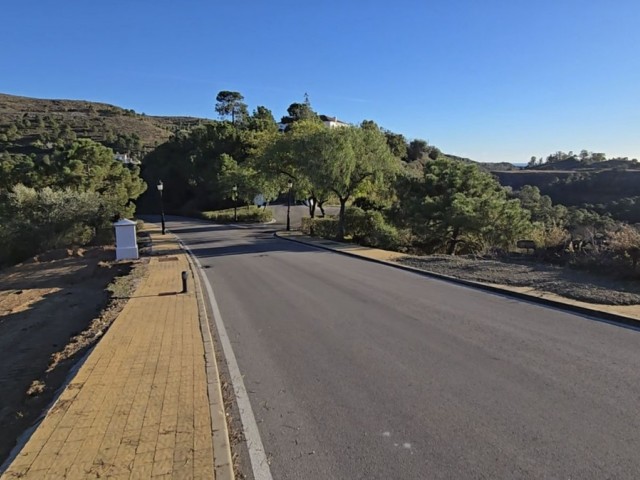  Terreno en Benahavís