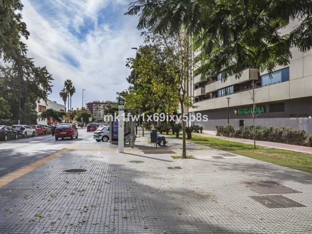 2 Bedrooms Apartment in Málaga Centro