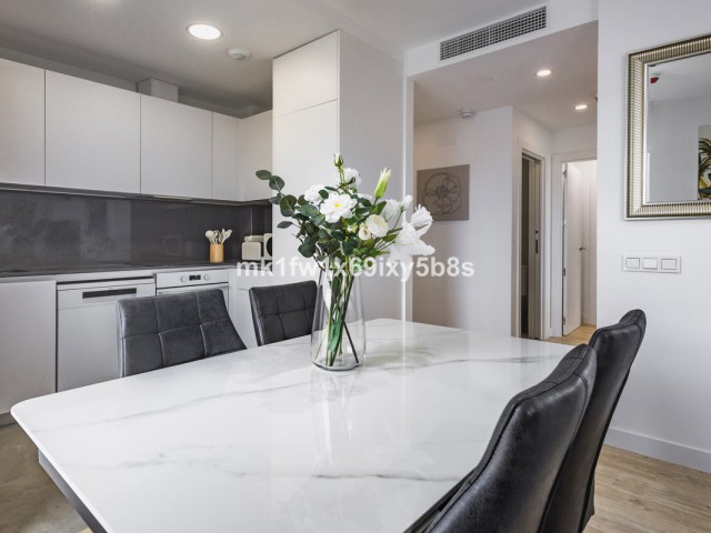 2 Bedrooms Apartment in Málaga Centro