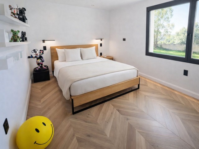 Apartamento con 3 Dormitorios  en Marbella