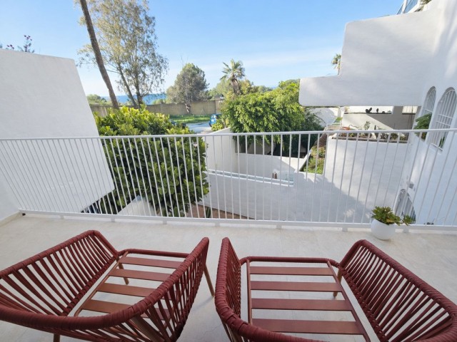 Apartamento con 3 Dormitorios  en Marbella