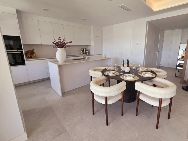 4 Sovrums Lägenhet i Marbella