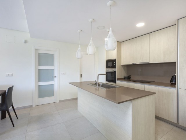 2 Schlafzimmer Apartment in Nueva Andalucía