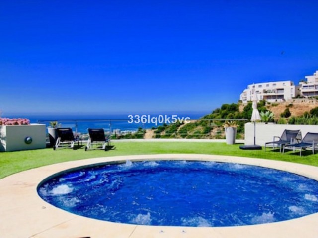 Huoneisto, Altos de los Monteros, R5311864