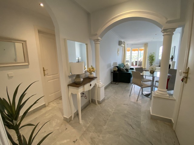 2 Schlafzimmer Apartment in Nueva Andalucía