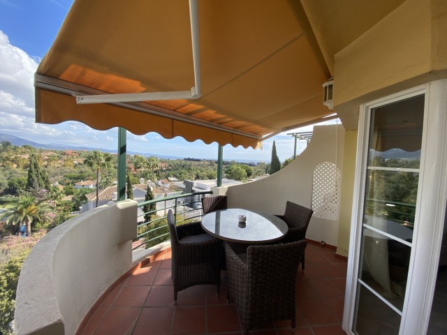 2 Schlafzimmer Apartment in Nueva Andalucía