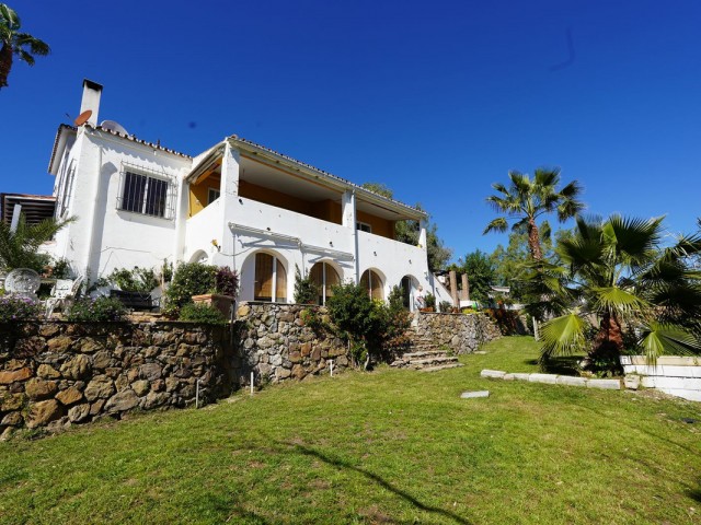 6 Schlafzimmer Villa in Valle del Sol