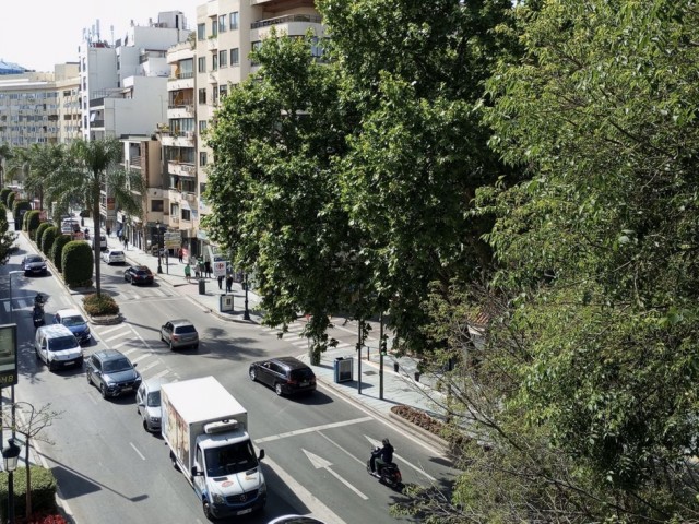 Appartement avec 3 Chambres  à Marbella