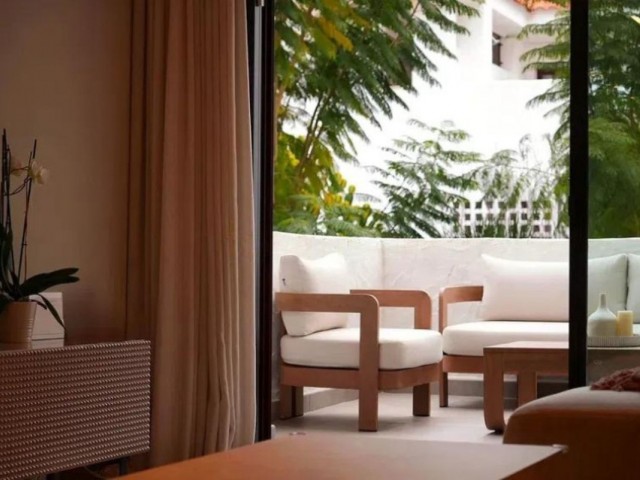 3 Bedrooms Apartment in Nueva Andalucía