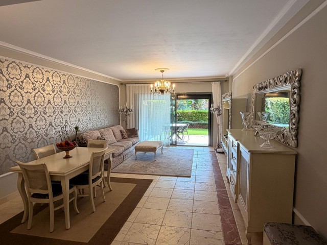 3 Schlafzimmer Apartment in Estepona