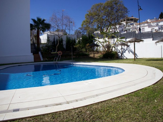 4 Makuuhuoneen Rivitalo Fuengirola