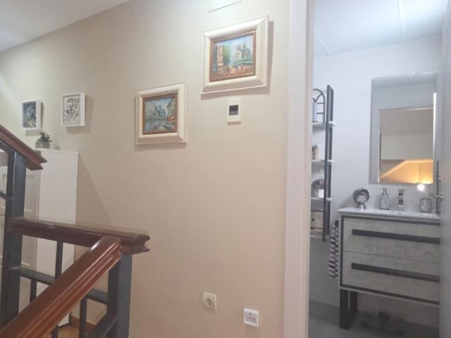 4 Makuuhuoneen Rivitalo Fuengirola