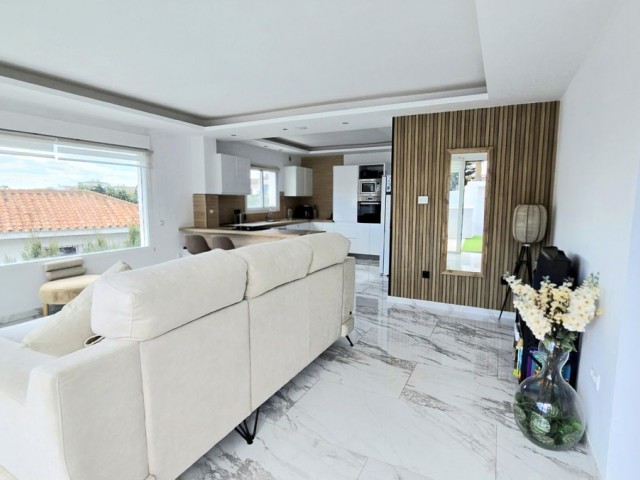 8 Soveroms Villa i Riviera del Sol