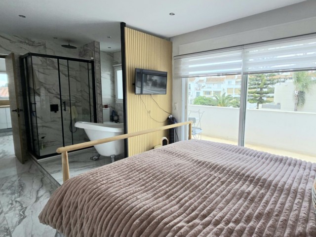 8 Soveroms Villa i Riviera del Sol