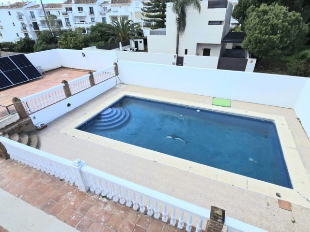 8 Soveroms Villa i Riviera del Sol