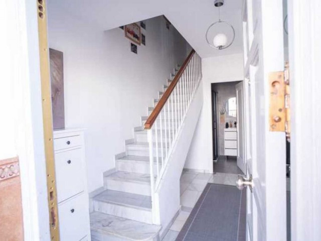 6 Soveroms Rekkehus i Mijas