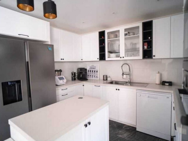 6 Soveroms Rekkehus i Mijas