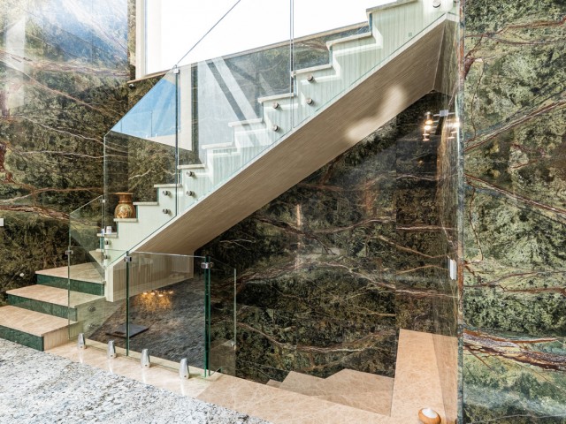 Villa avec 5 Chambres  à Benahavís