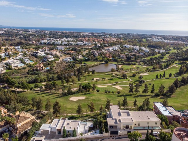 5 Soveroms Villa i Benahavís