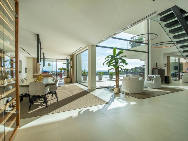 5 Soveroms Villa i Benahavís